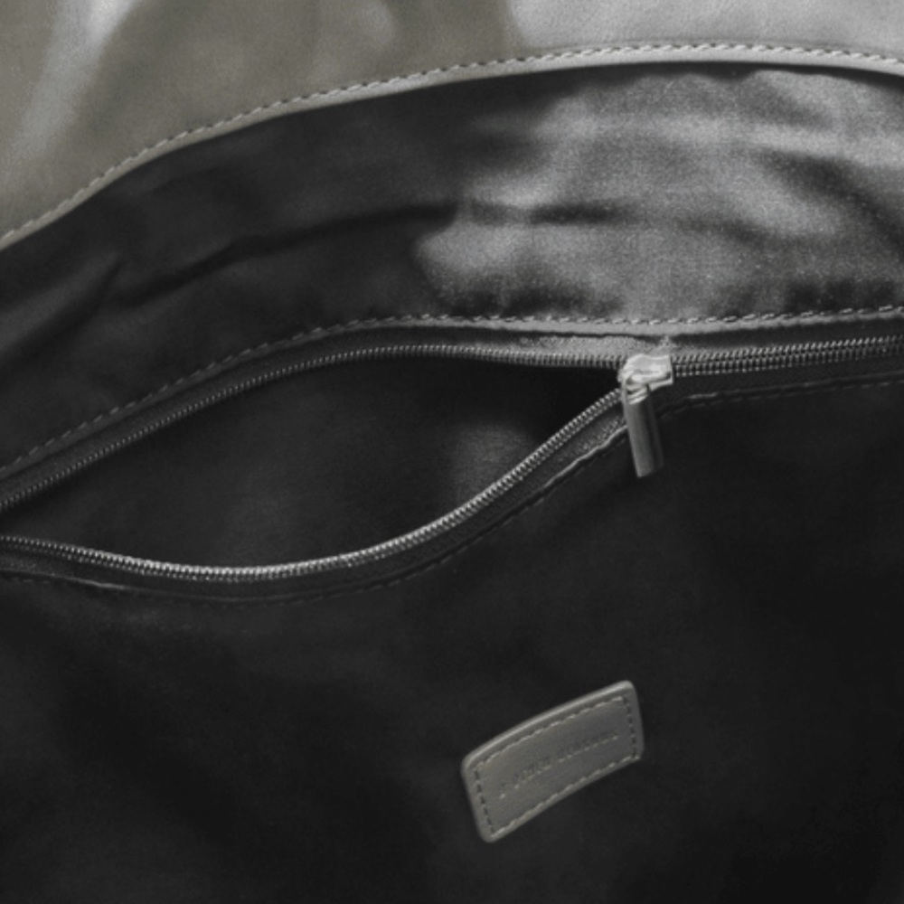 8 Other Reasons Betsy Slouch Tote in Gray - Picture 3 of 4
